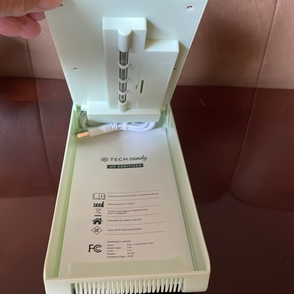 Tech Candy UV Sanitizer - Picture 2 of 13